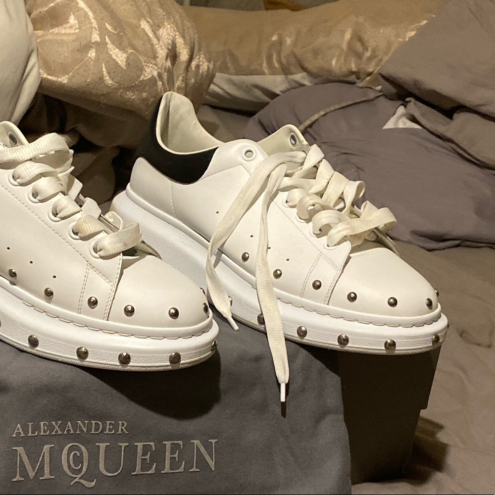 Men’s Alexander McQueen 10 1/2 sneaks